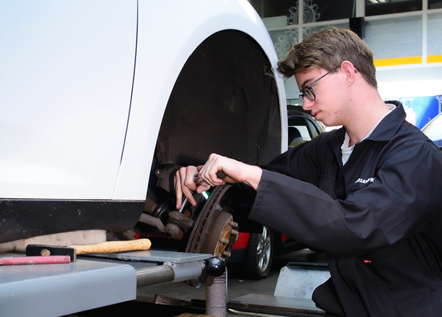 Teni Basis Technicus Voertuigen En Mobiele Werktuigen Personenautos Header