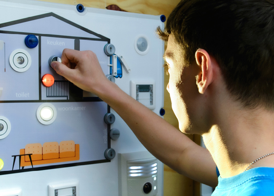 Teni Technicus Elektrotechnische Installaties Wu Header